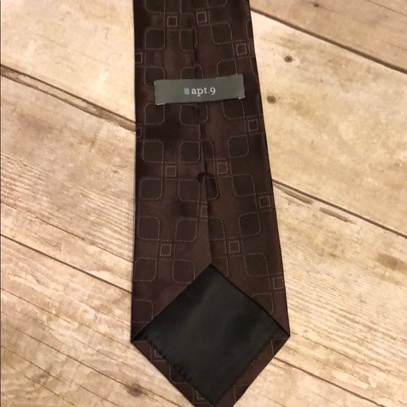 Apt. 9 men’s Neck Tie ~Brown NWOT - Picture 3 of 3